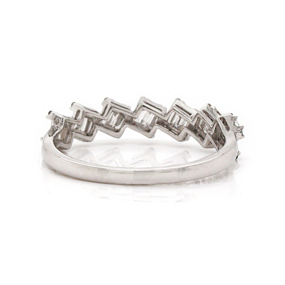 18CT White Gold Diamond Dress Ring