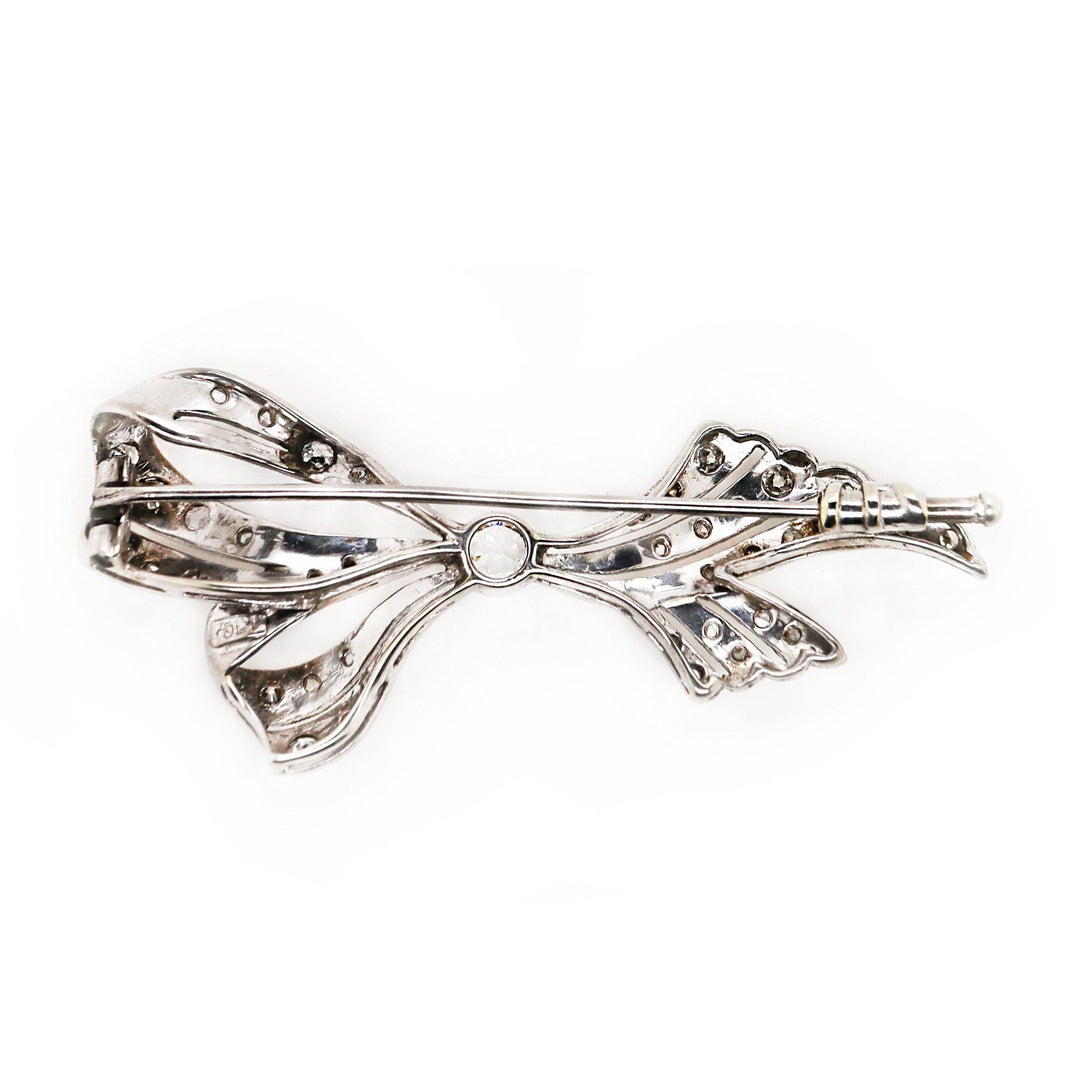 18CT White Gold Old European Cut Diamond Ribbon Brooch