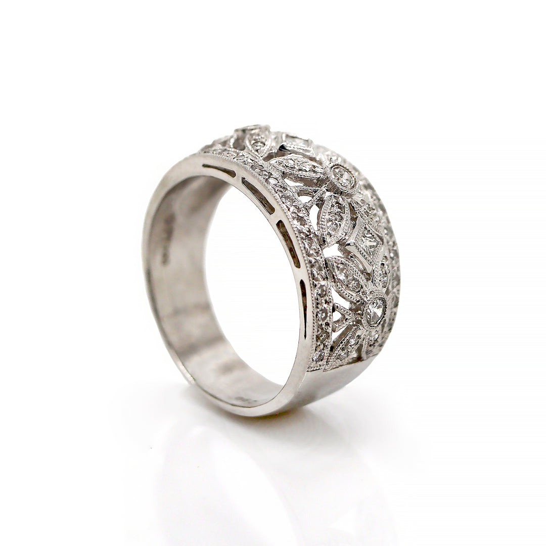 Platinum Pt900 Diamond Filigree Ring