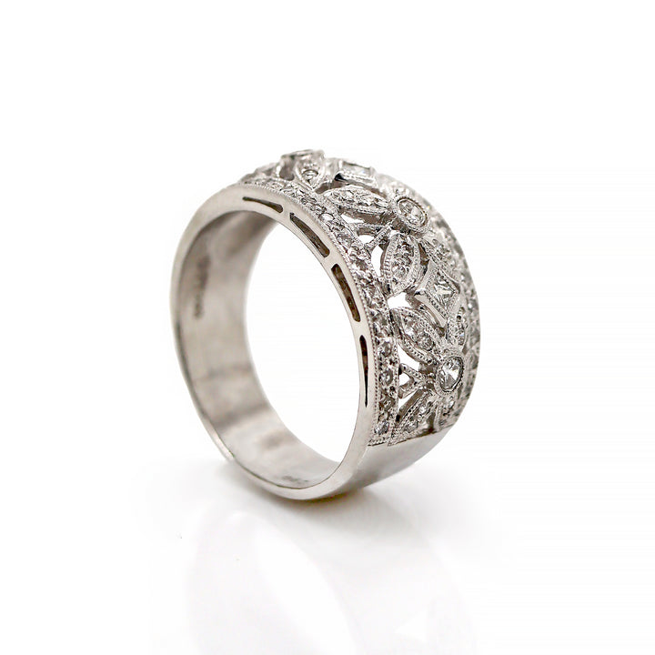 Platinum Pt900 Diamond Filigree Ring