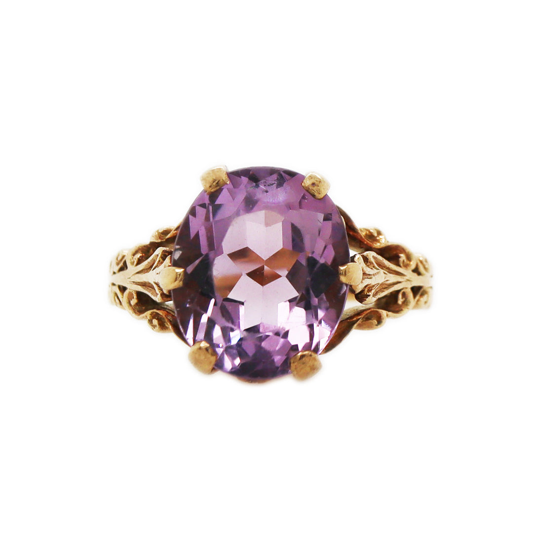 9CT Yellow Gold Antique Amethyst Ring