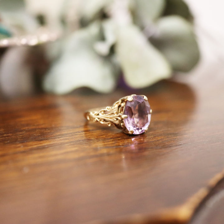 9CT Yellow Gold Antique Amethyst Ring