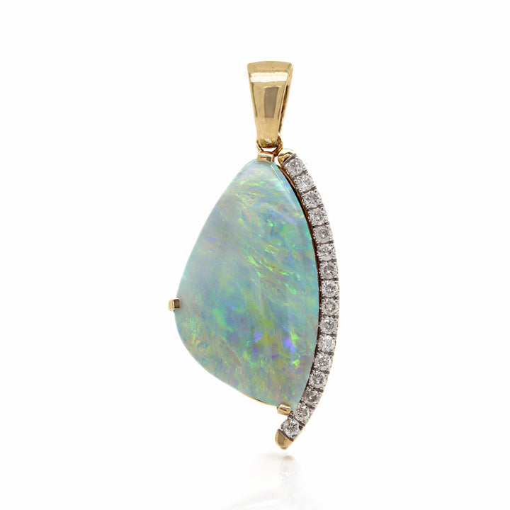 14CT Yellow Gold Australian Opal And Diamond Pendant