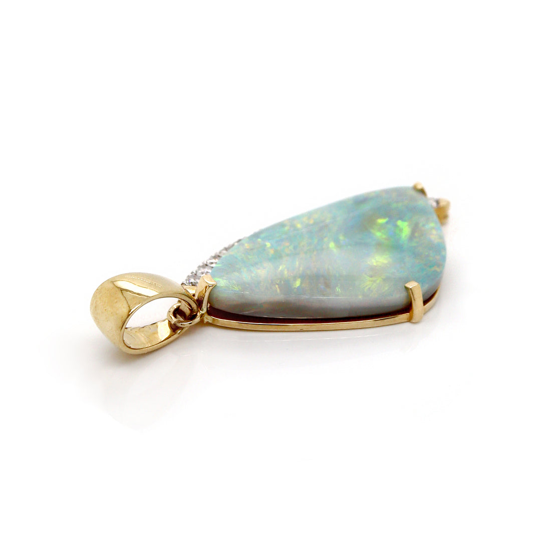 14CT Yellow Gold Australian Opal And Diamond Pendant