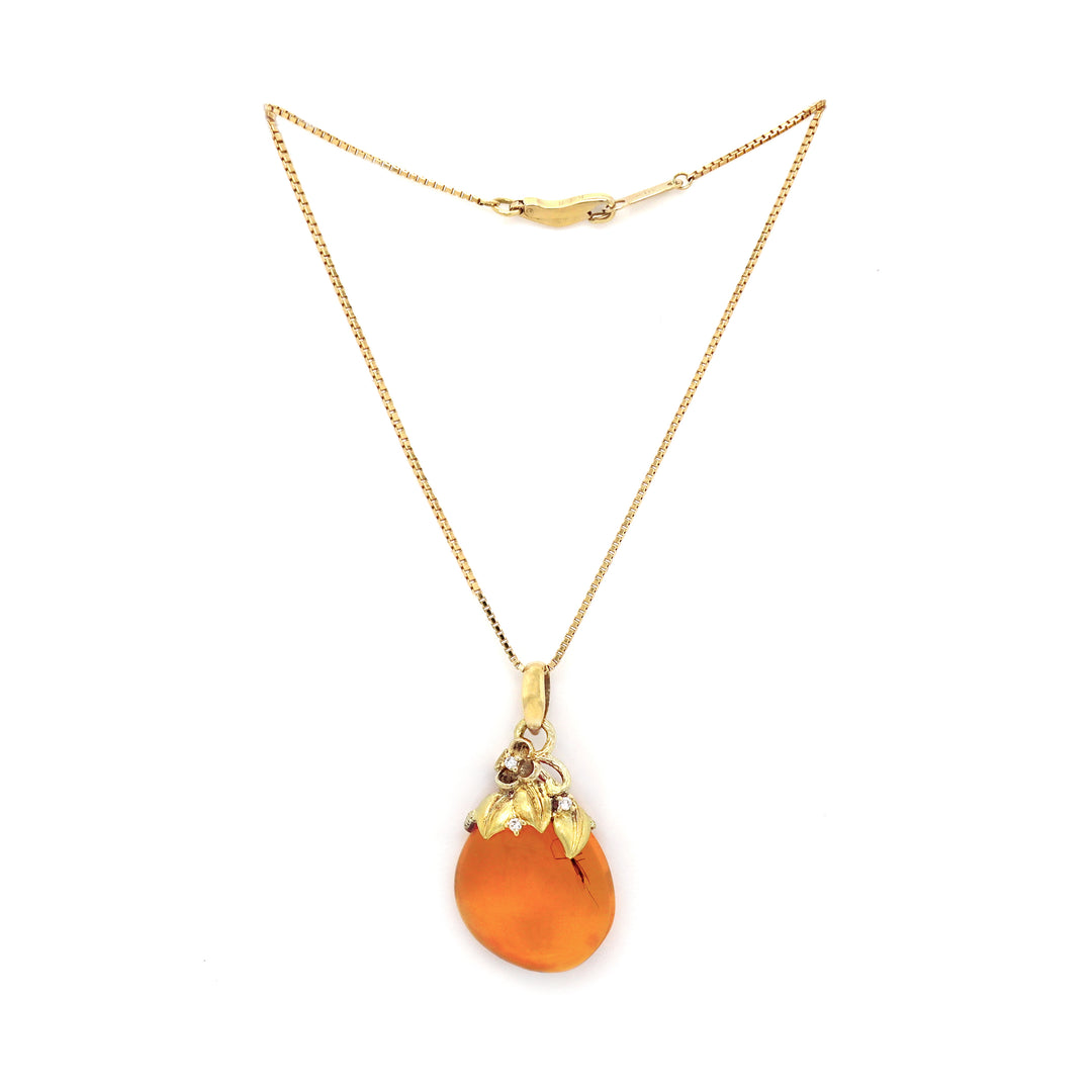 18CT Yellow Gold Insect In Amber And Diamond Pendant With Necklace