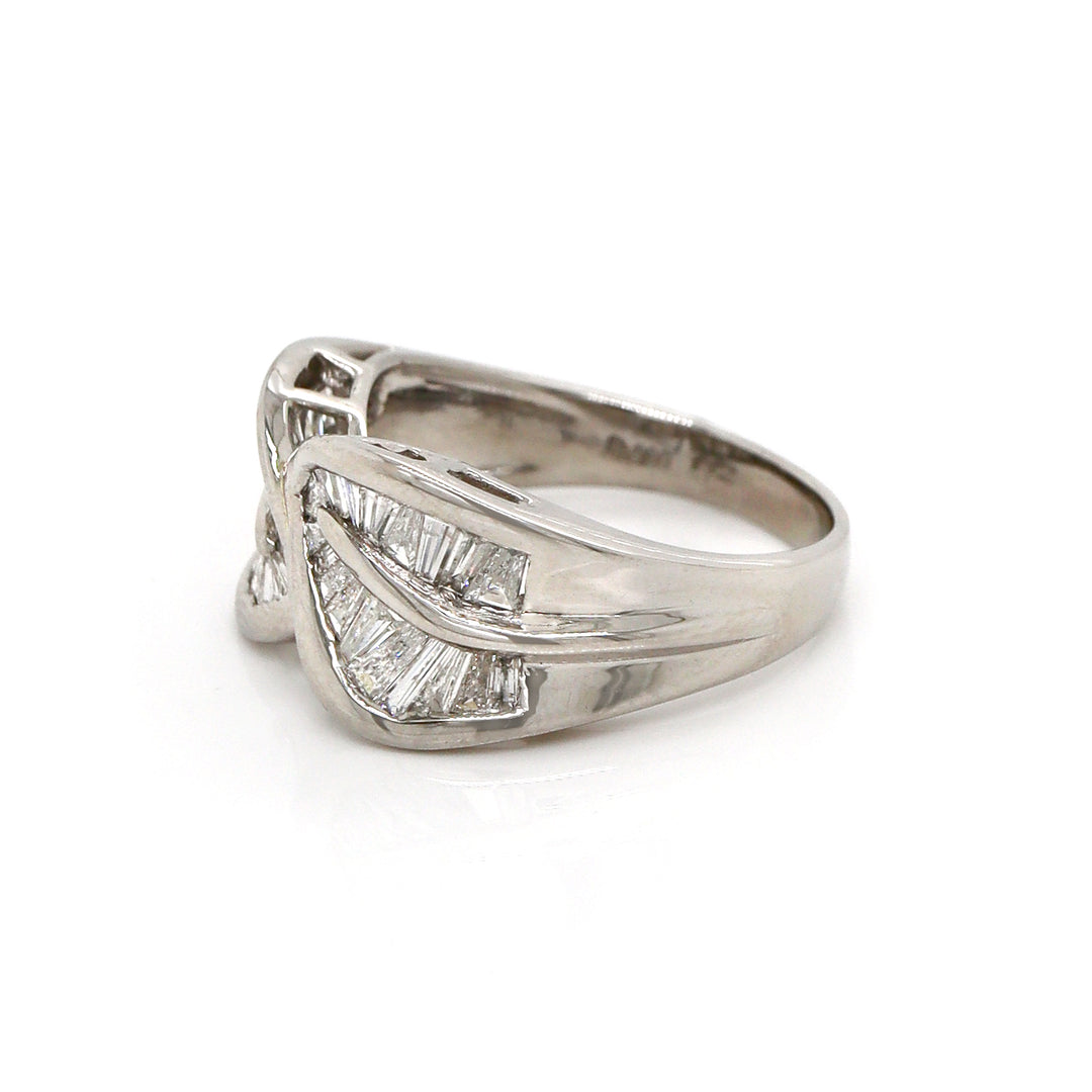 Platinum Pt900 Diamond Baguette Dress Ring