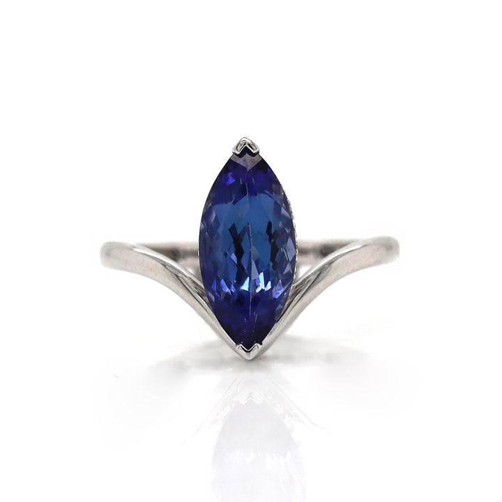 14CT White Gold Tanzanite And Diamond Dress Ring