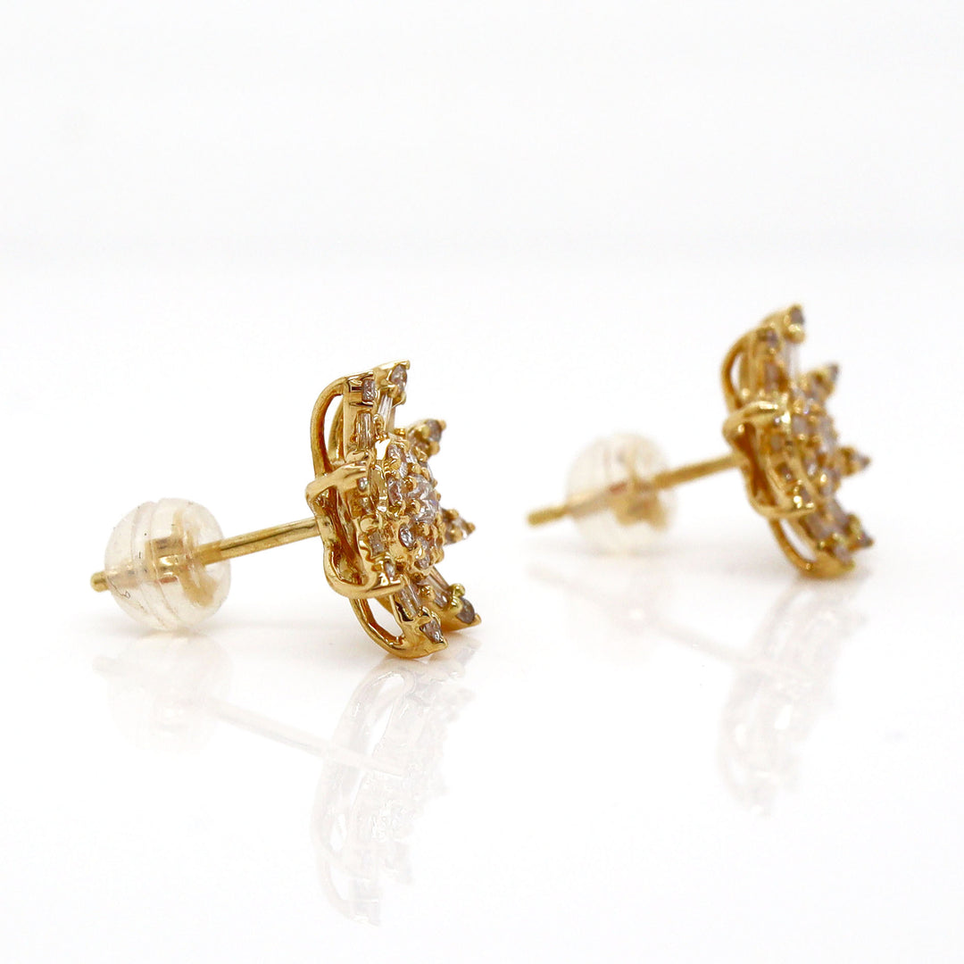 18CT Yellow Gold Diamond Stud Earrings